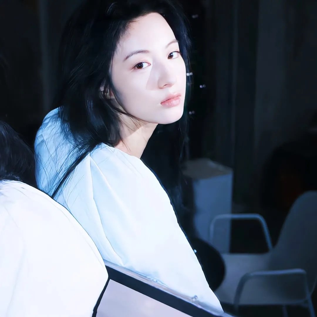 发财牛仔裤